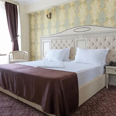 Hotel Giuliano Hotel 3*